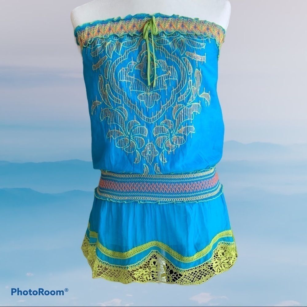 EUC Hale Bob Stitches and Sequins Boho Top